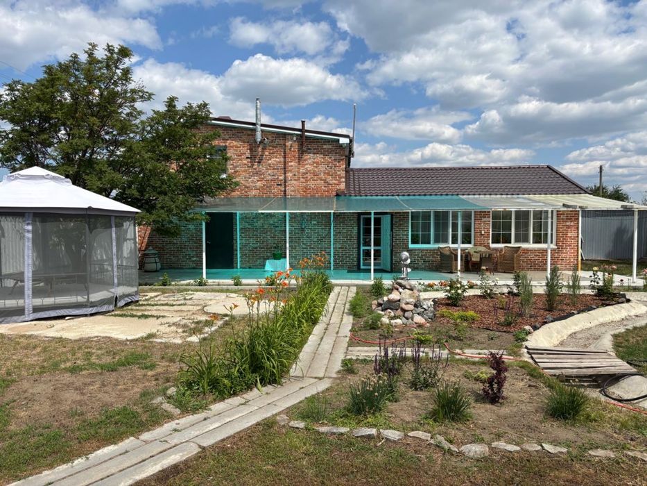 Продам дом два уровня