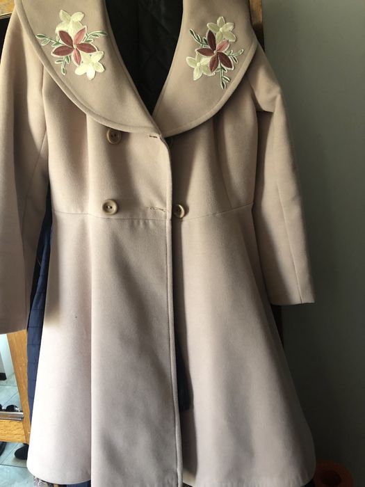 Palton din lana, nou, fara eticheta