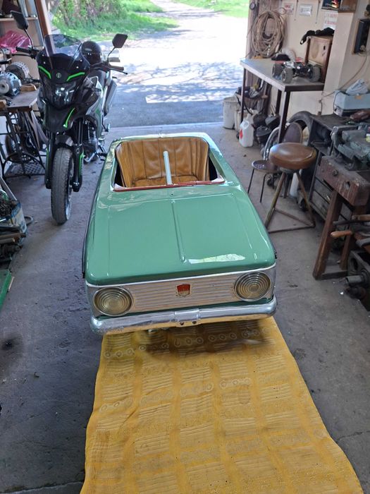 Детска количка с педали. Москвич