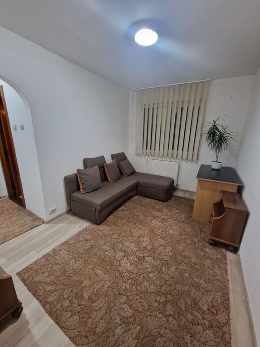 Închiriez apartament 3camere în suceava