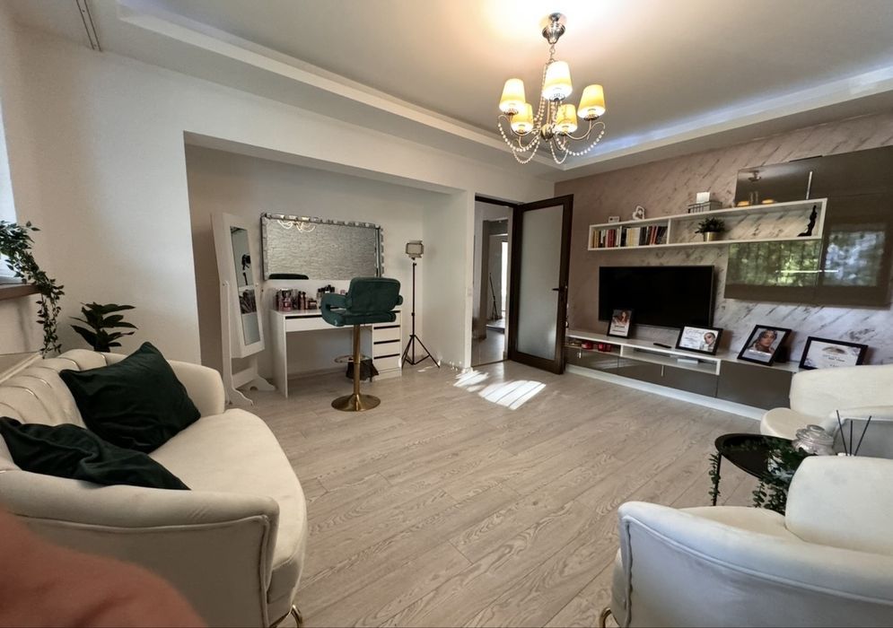 De închiriat apartament cu 2 camere