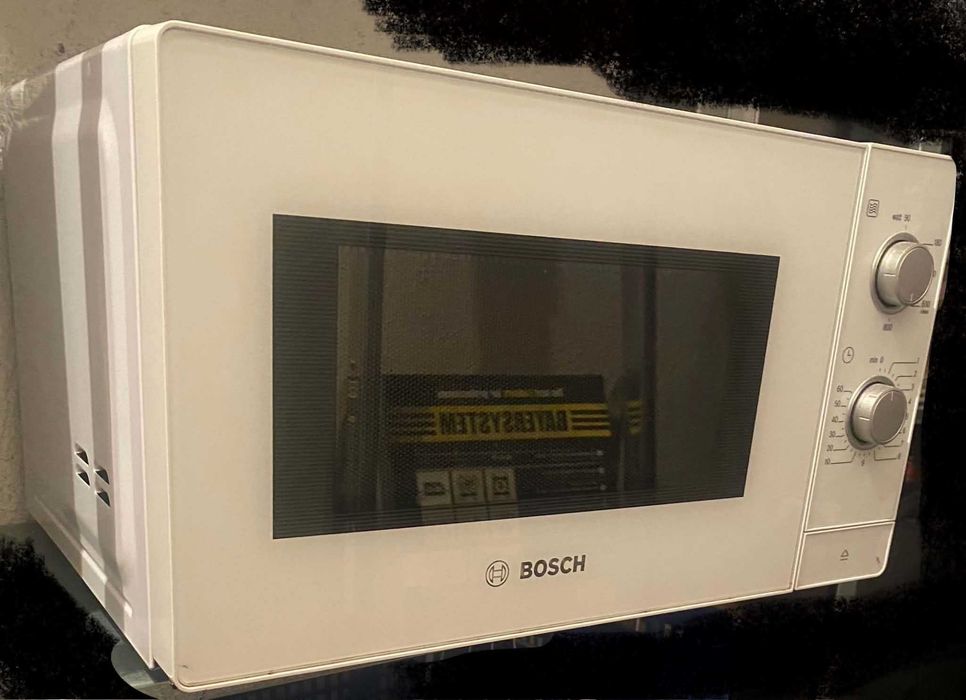 Микровълнова фурна BOSCH FFL020MW0