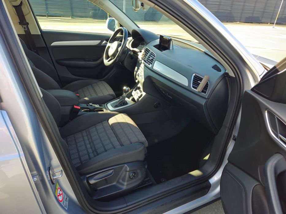 AudiQ3 2 TDI quattro