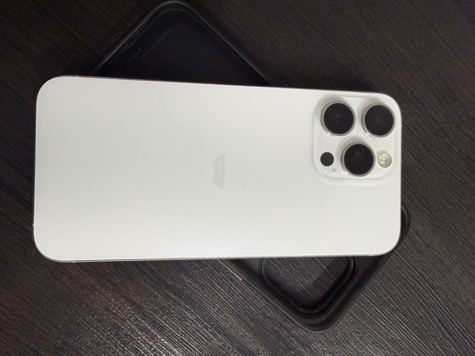 Срочна продам айфон 15 про макс 256gb