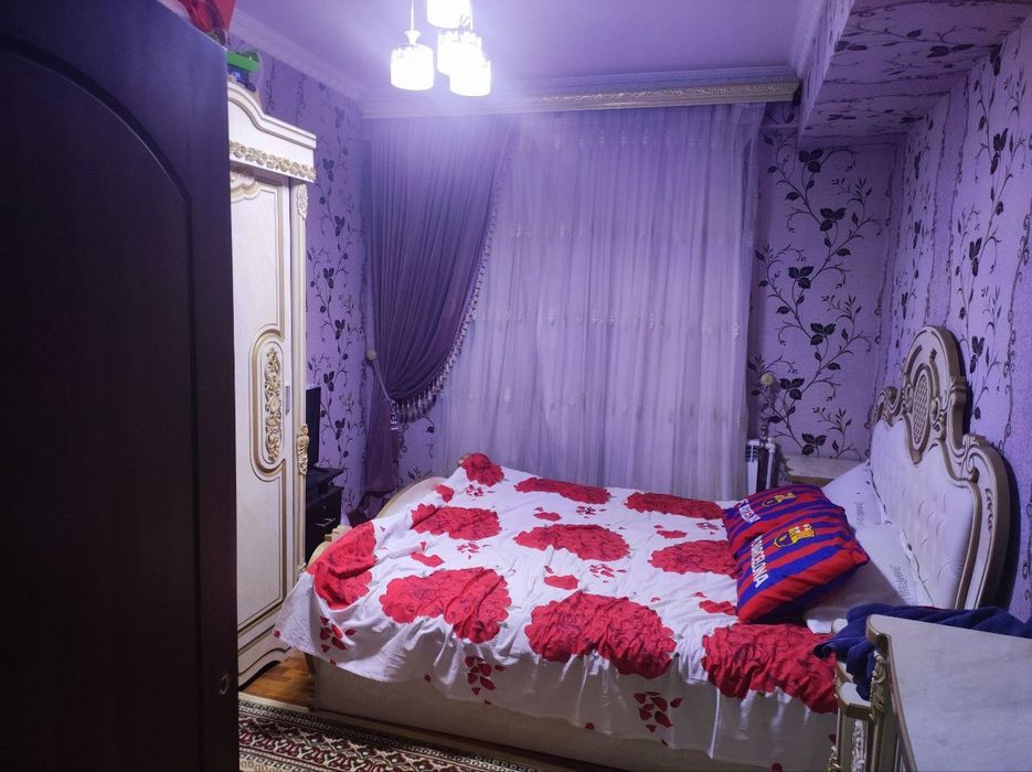 Тошкент вилояти Янги йўл тумани Гулбахор 2 хонали уй ўзимники сотаман.