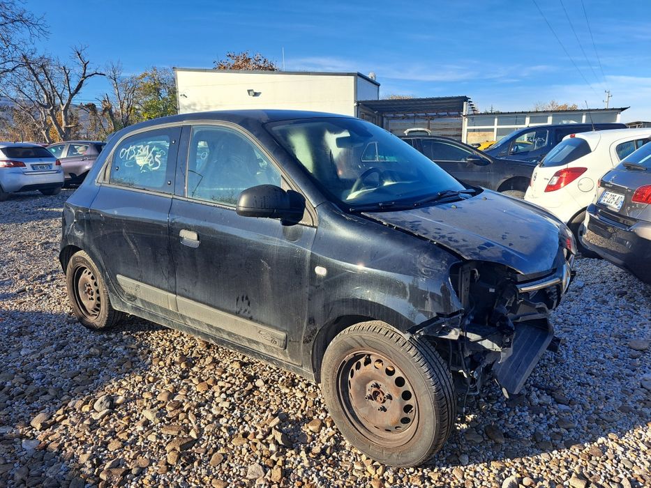 Renault Twingo 1.0 i за части 2021г