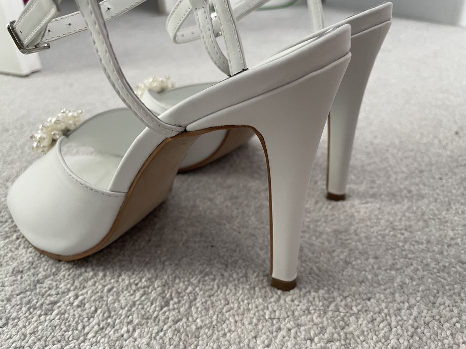 Sandale mamzelle de cununie si platforme marimea 39
