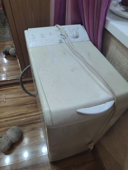 Продам стиральную машину