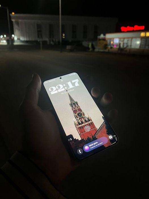 Самсунг С25 256 GB.  Samsung S25