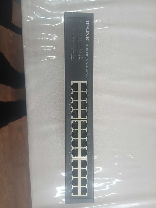 TP-LINK 24 port Gigabit Switch TL-SG1024D