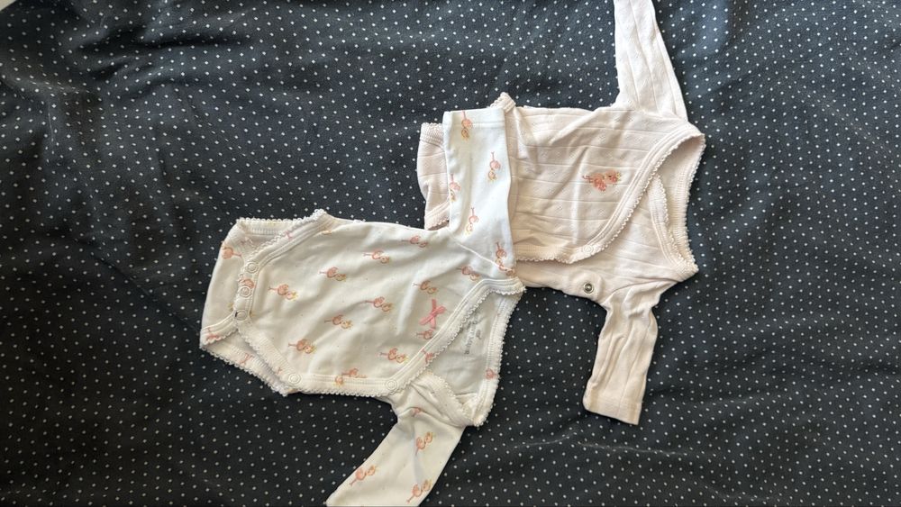 Дрехи за новородено