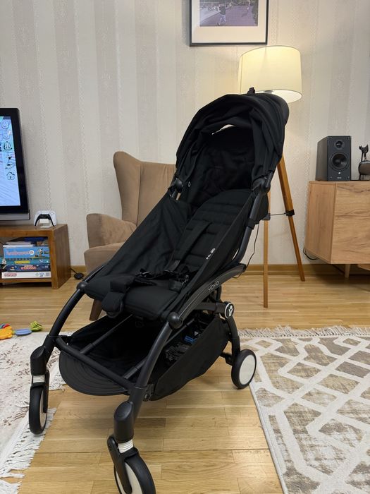 Stokke yoyo 3 в черном цвете 2 в 1