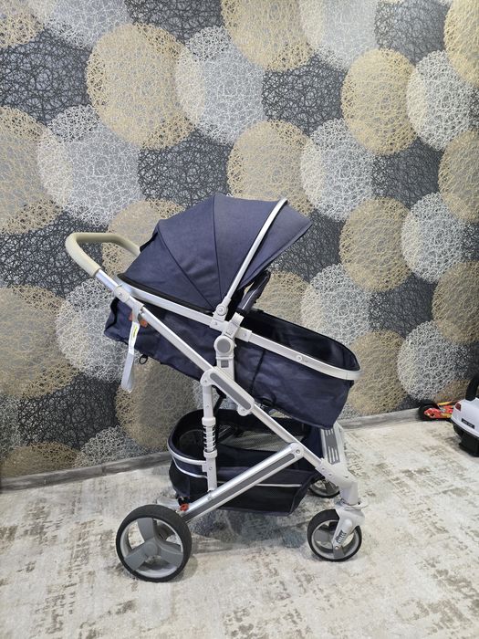 Продаю детскую коляску