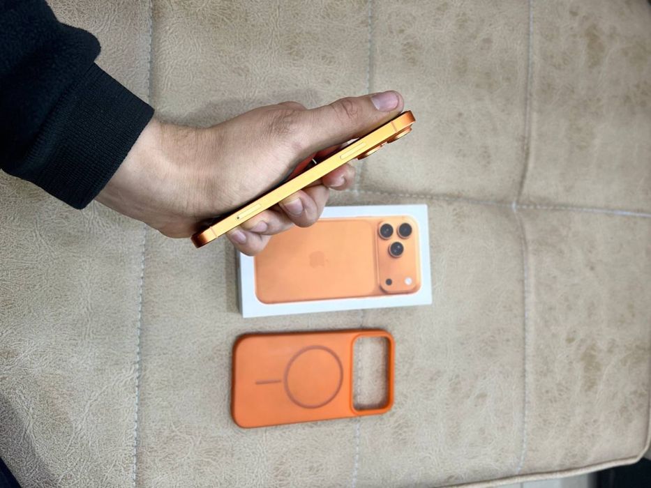 Iphone xr 17 qilingan