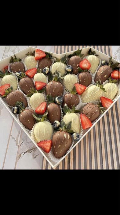 Клубника в шоколаде  12+3 Акция