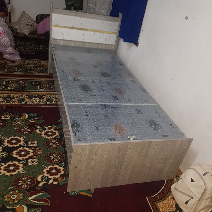 Адиночка сотилади 550 дан 850 гача