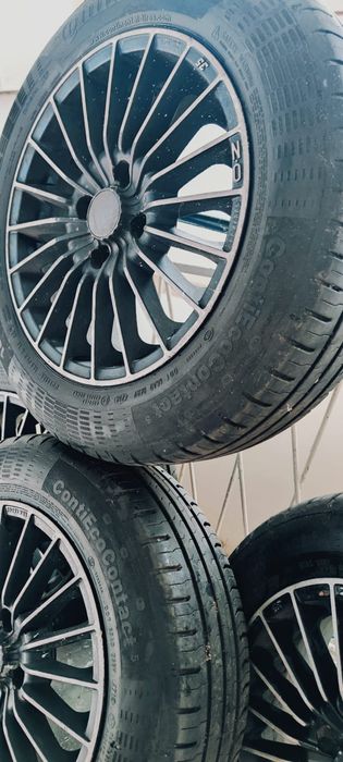 Set Jante OZ 35 Anniversary cu cauciucuri Continental