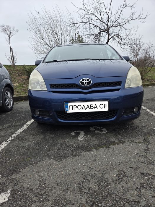 Продавам Toyota Corolla Verso