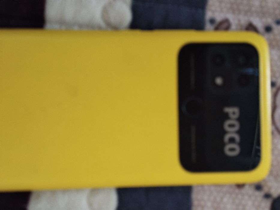 Продам телефоны .