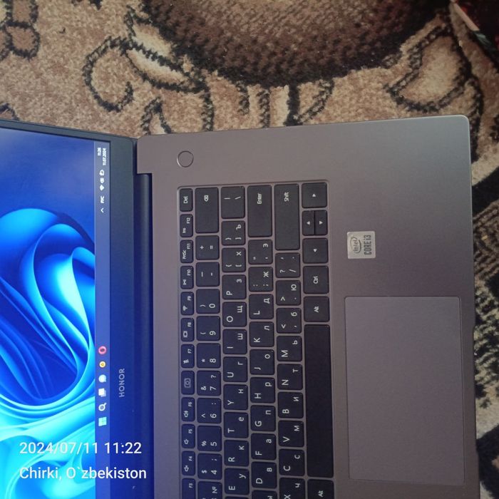 Honor 8/256GB xolati zur yangidek