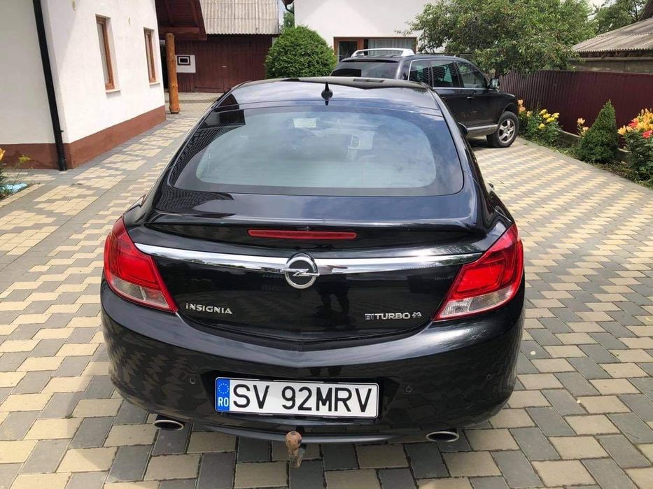 Opel Insignia biturbo 4x4
