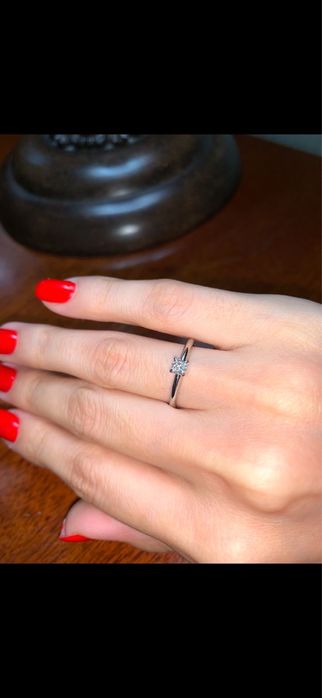 Бриллиантовое кольцо