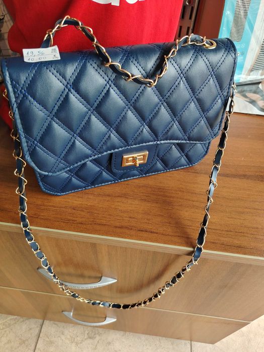 Дамски чанти  на едро и дребно