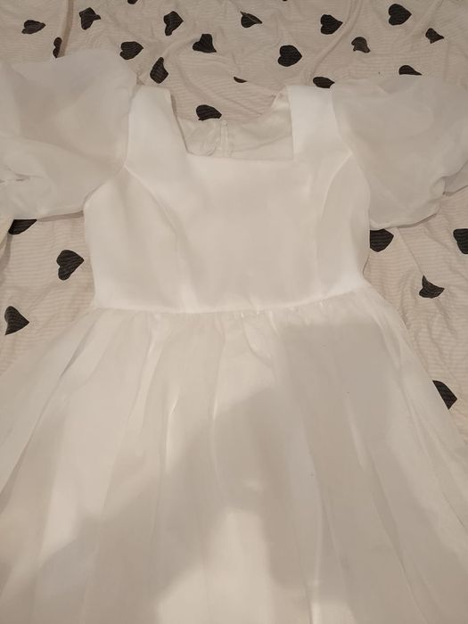 Платье белое вечернее