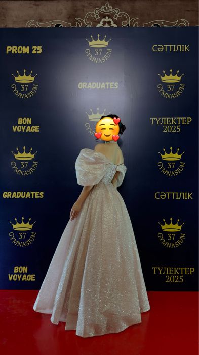 Красивое вечернее платье