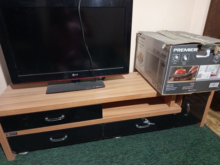 Срочно продаётся подставка под телевизор новый состояние отличное