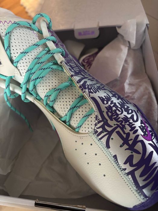 Nike LeBron 22 Frozen Grapes