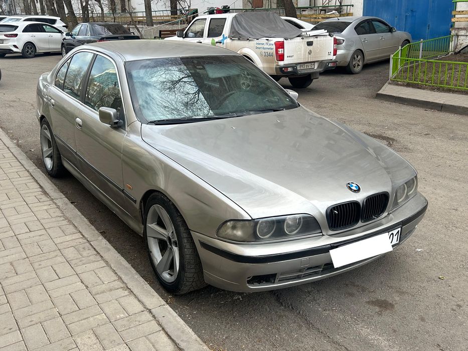 Продам bmw e39 528