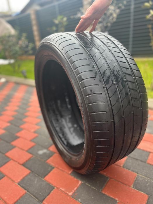 Anvelope/Cauciucuri Bridgestone 275 45 20 si 305 40 20 Vara