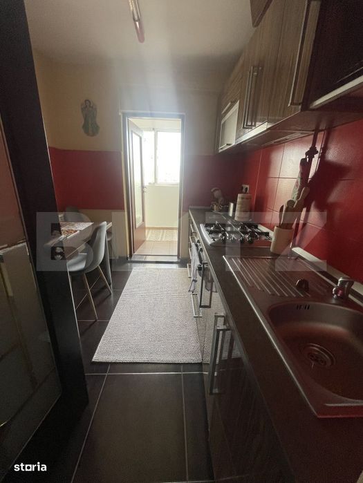 Apartament 2 camere, etaj intermediar, cu garaj | 55 mp + balcon  Zona