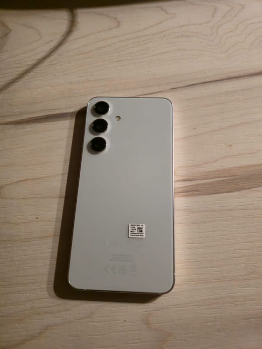 Vand samsung galaxy s24 128 gb impecabil