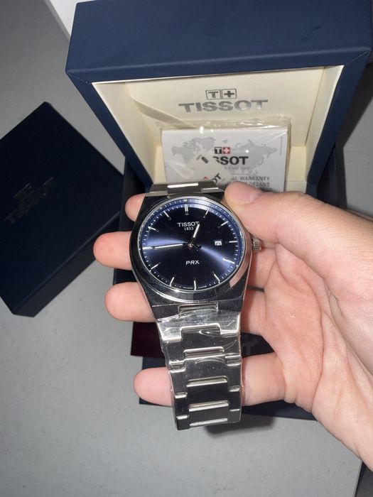 часы tissot в синем цвете