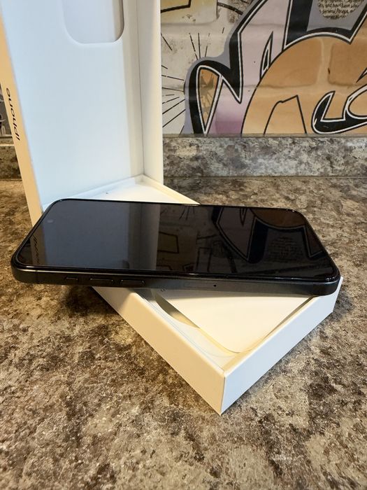 Продам iphone 15 pro max 256 black
