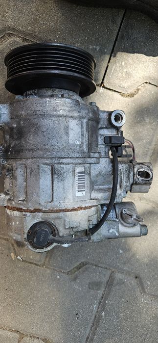 Компресор климатик за Audi a4 b8