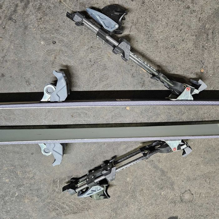 Продавам туринг ски за пантене с автомати за 90лв или 45 Евро