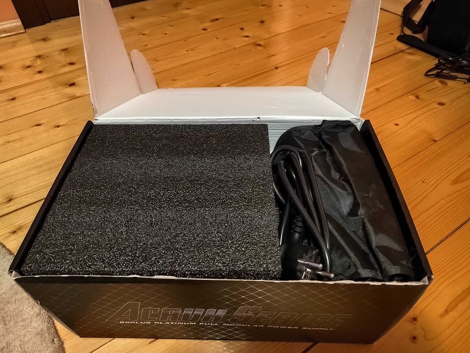 Zalman ZM1200-ARX 80 Plus Platinum 1200W