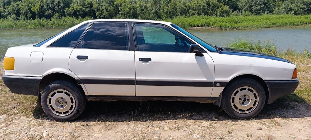 Продам Audi 80 в хорошем состоянии