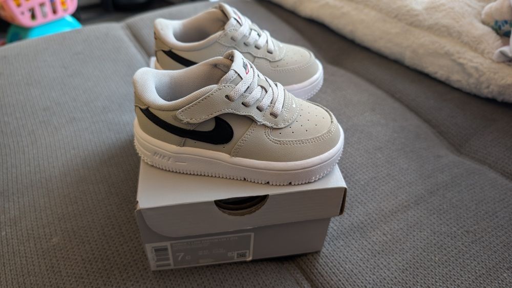 Детски маратонки Nike Air Force 1, 23.5 размер