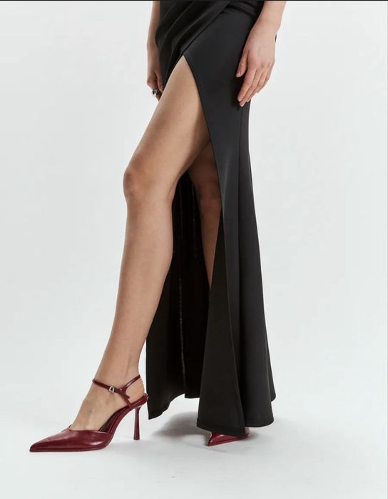 Вечернее платье прямое в пол