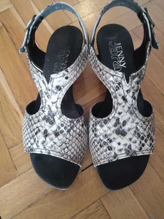 Сандали шагрен на немския бранд ARA, номер 36, ширина H