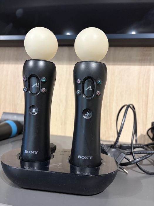 Consola PS3 cu multe accesorii