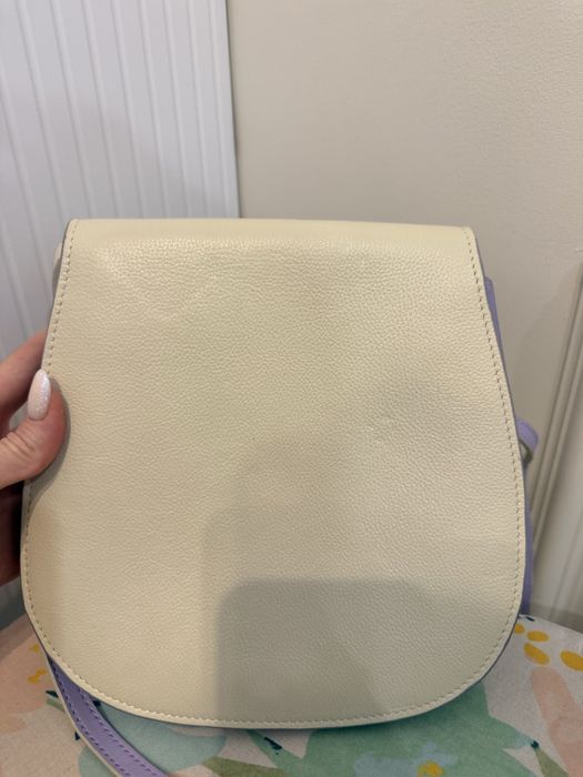 Женские сумки , кожаные