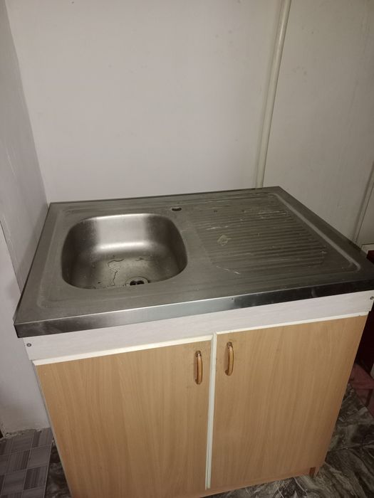Мойка для кухни,шкаф