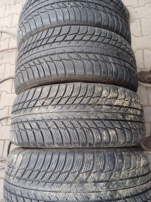 Гуми 225/45/18 Бриджстоун
