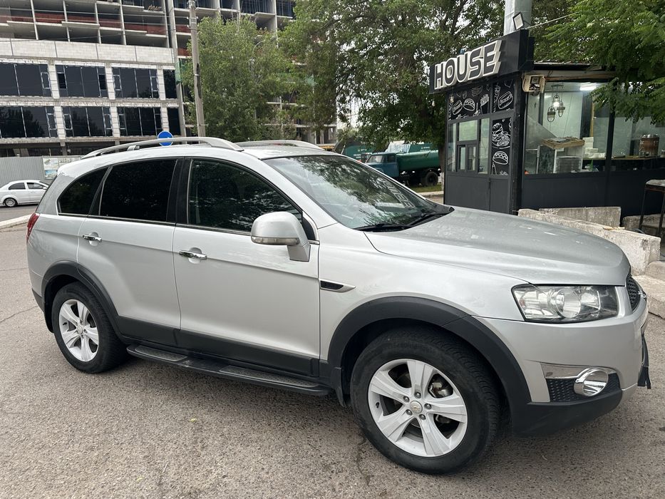 Chevrolet Captiva 2012 — 2