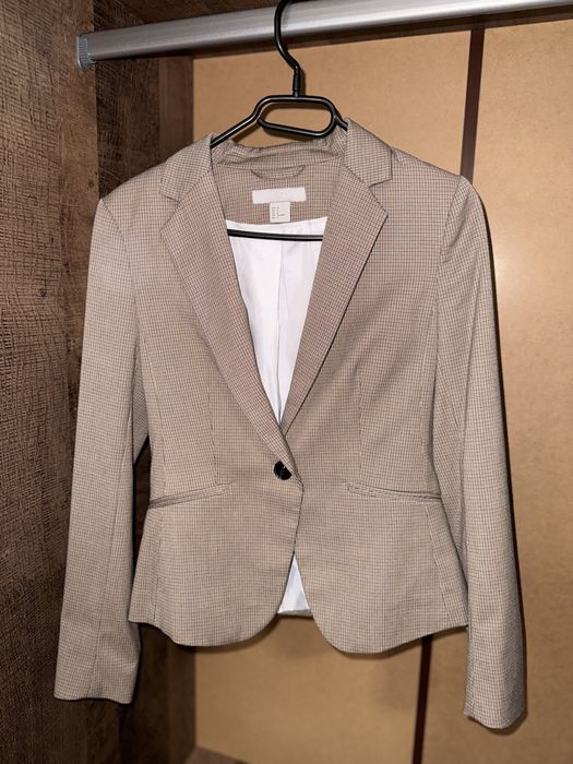 Дамско сако H&M-ново